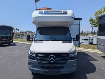2027 Winnebago View 24R photo 4
