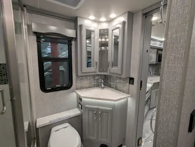 2024 Holiday Rambler Armada 40P photo 34