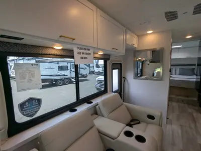 2027 Thor Motor Coach Four Winds 28Z photo 18