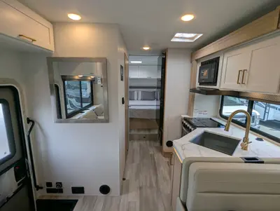 2027 Thor Motor Coach Four Winds 28Z photo 19