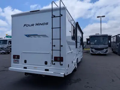 2027 Thor Motor Coach Four Winds 28Z photo 7