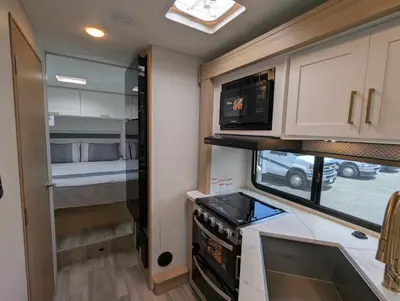 2027 Thor Motor Coach Four Winds 28Z photo 21