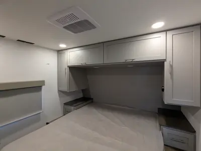 2026 Alliance RV Avenue 298RL photo 10