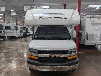 2027 Thor Motor Coach Four Winds 19Z photo 4