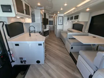 2026 Fleetwood Fortis 34MB photo 15