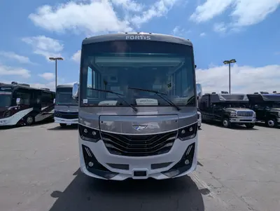 2026 Fleetwood Fortis 34MB photo 4