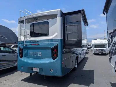 2026 Fleetwood Fortis 34MB photo 7