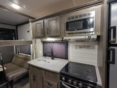 2021 Forest River Stealth FQ2413 photo 18