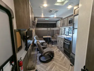 2021 Forest River Stealth FQ2413 photo 11