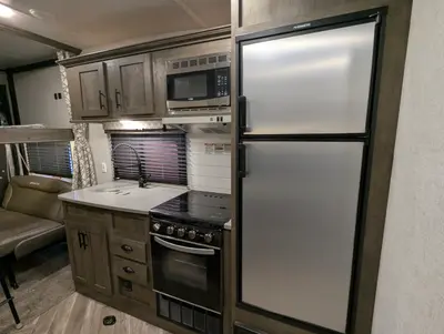 2021 Forest River Stealth FQ2413 photo 16