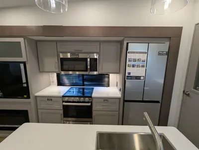 2026 Alliance RV Avenue 29RL photo 24