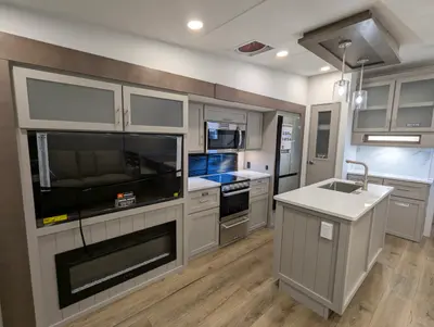 2026 Alliance RV Avenue 29RL photo 25