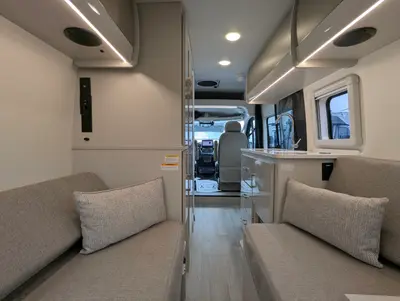 2027 Thor Motor Coach Tellaro 20U photo 27