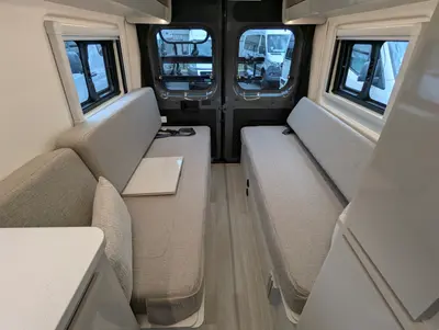 2027 Thor Motor Coach Tellaro 20U photo 24