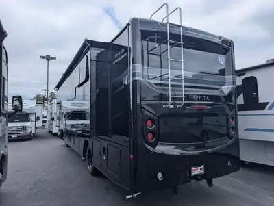 2026 Holiday Rambler Invicta 32RW photo 5