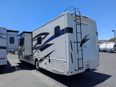 2022 Thor Motor Coach Windsport photo 5