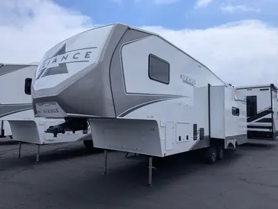 2026 Alliance RV Avenue 29RL photo 4