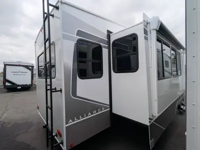 2026 Alliance RV Avenue 29RL photo 6