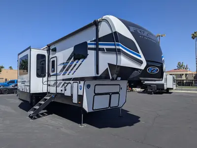 Used 2023 Keystone Fuzion 357