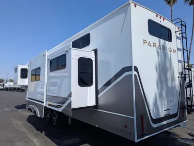2026 Alliance RV Paradigm 395DS photo 5