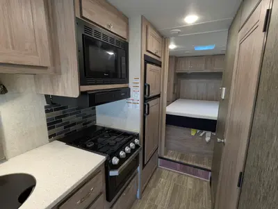 2019 Forest River Sunseeker 2650 photo 15