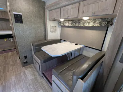 2019 Forest River Sunseeker 2650 photo 10