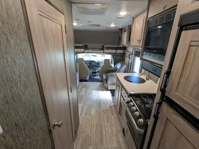 2019 Forest River Sunseeker 2650 photo 24