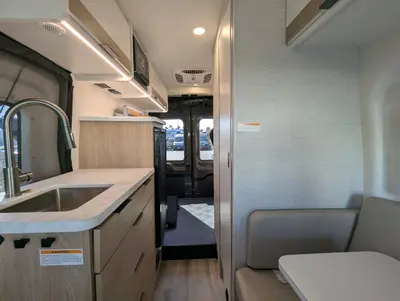 2027 Thor Motor Coach Talavera 1920 photo 22