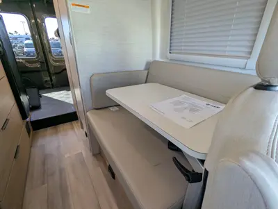 2027 Thor Motor Coach Talavera 1920 photo 17