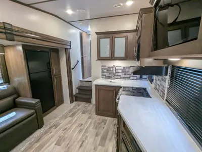 2021 Keystone Cougar Half-Ton 24RDS photo 10
