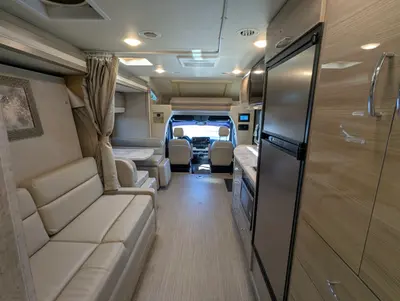 2022 Thor Motor Coach Delano Sprinter 24FB photo 25