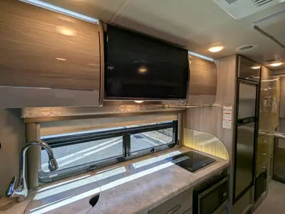 2022 Thor Motor Coach Delano Sprinter 24FB photo 19