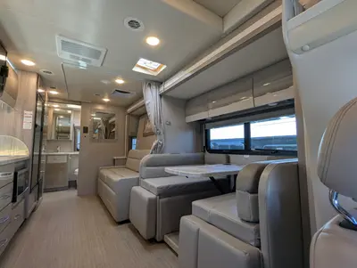 2022 Thor Motor Coach Delano Sprinter 24FB photo 11