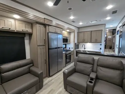 2024 KZ RV Durango Gold G360REQ photo 29