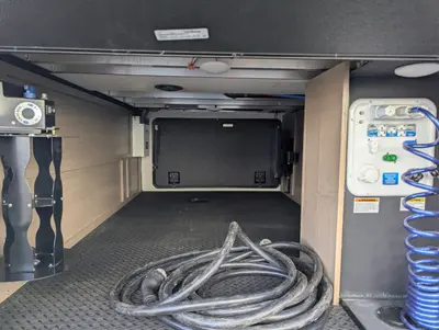 2024 KZ RV Durango Gold G360REQ photo 6