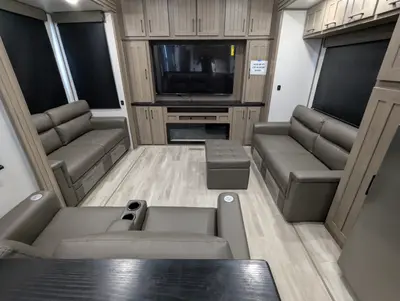 2024 KZ RV Durango Gold G360REQ photo 25