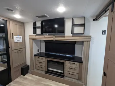 2024 KZ RV Durango Gold G360REQ photo 13