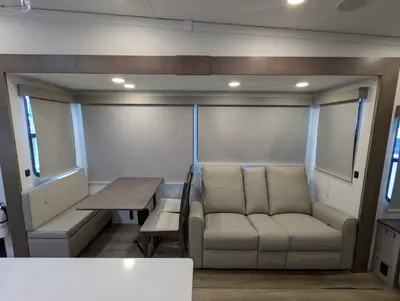 2026 Alliance RV Avenue 32RLS photo 21