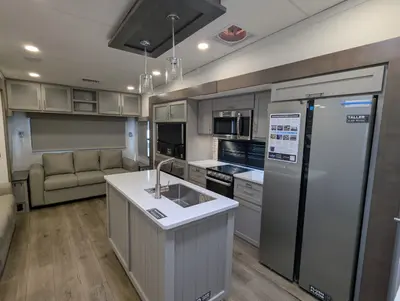 2026 Alliance RV Avenue 32RLS photo 16