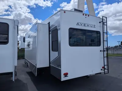 2026 Alliance RV Avenue 32RLS photo 4