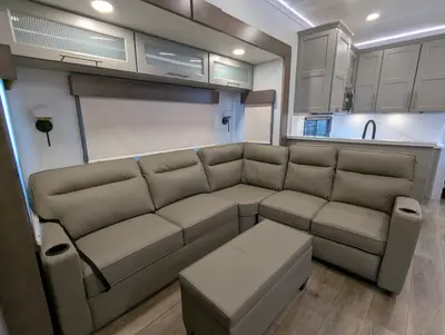 2026 Alliance RV Paradigm 395DS photo 39