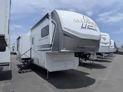 New 2026 Alliance RV Paradigm 395DS