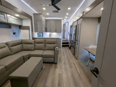 2026 Alliance RV Paradigm 395DS photo 38