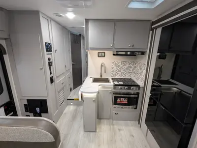 2026 Coachmen Freelander 26DS photo 18