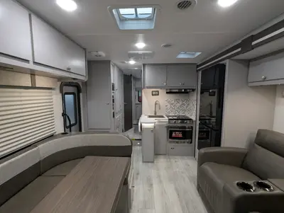 2026 Coachmen Freelander 26DS photo 15