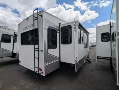 2026 Alliance RV Avenue 32RLS photo 5