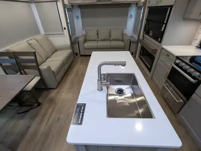 2026 Alliance RV Avenue 32RLS photo 19
