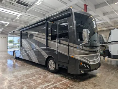 Used 2015 Fleetwood Expedition 40X