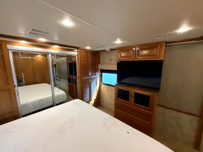 2015 Fleetwood Expedition 40X photo 20