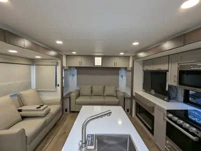 2026 Alliance RV Avenue 298RL photo 24